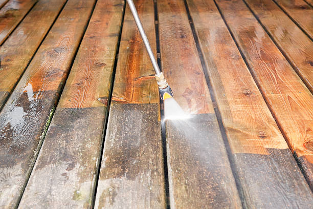 Best Vinyl Siding Pressure Washing in Smithville, TX